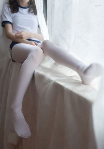 《交换:完美的邻居》在线观看