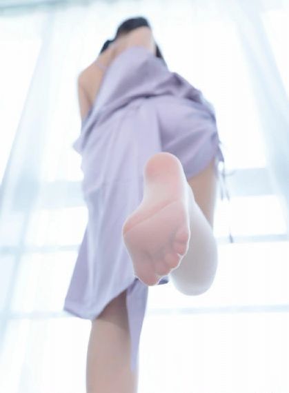 新婚少妇粉嫩浑圆饱满