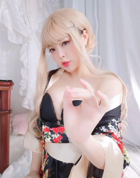 睡美人 2014 菲恩·琼斯