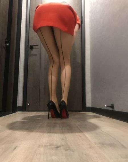 美女的mm免费视频