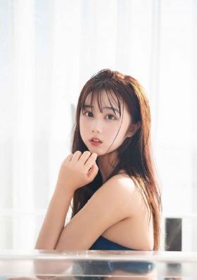 《我邻居的老婆2》