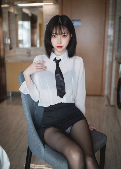 少女的4