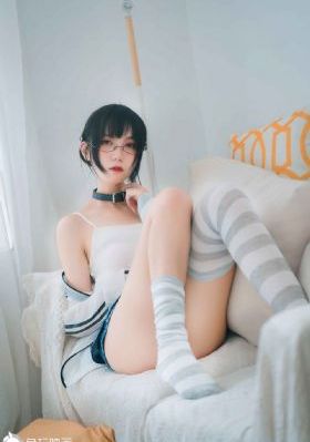 内衣办公室动漫