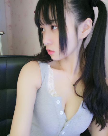 会唱歌的大姐姐