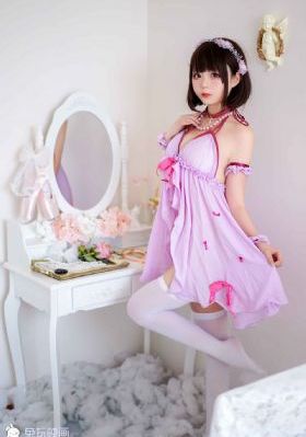 变成黑皮辣妹后和朋友做了