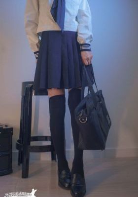 免费一区