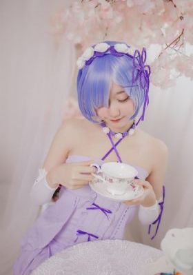 宝石之国第一季免费播放